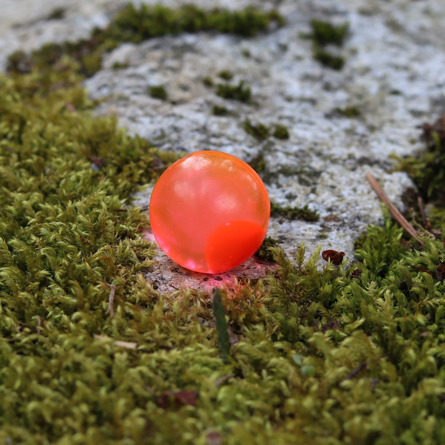 Embryo Soft Beads : Candy Apple with Red Dot