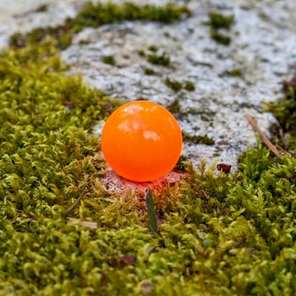 Deep Orange (Tekapo Orange) is a popular color choice for soft fishing beads, specifically designed to mimic the natural appearance of steelhead eggs.